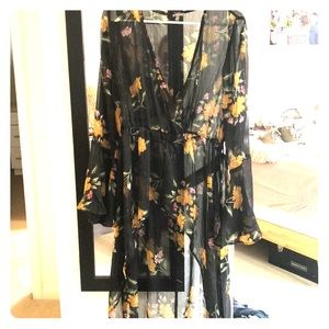 Beautiful sheer, high-low kimono!